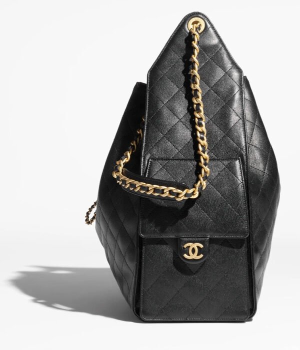 CHANEL 25 large bag(Black)