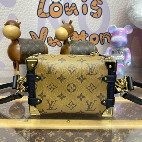 2BDC36CF-21DB-2C4D-3A1E-D684C7244B7B.jpg Louis Vuitton M47139 Side Trunk PM