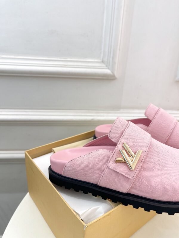 Louis Vuitton Unisex Pool Pillow Comfort Sandal