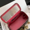 Chanel Vanity with Chain AP2937