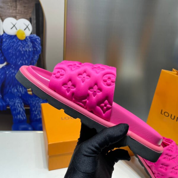 Louis Vuitton Women's Pool Pillow Comfort Sandal