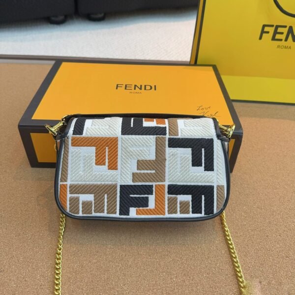 Fendi Baguette Mini