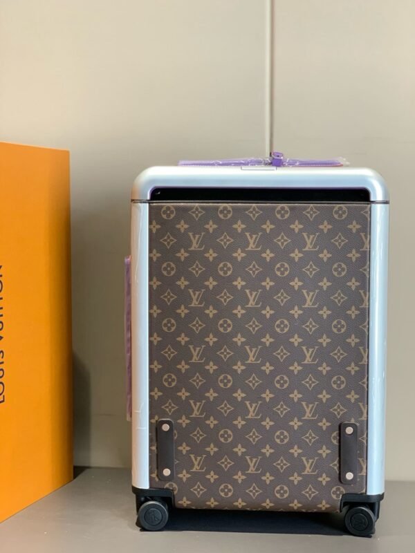 2D041048-DC99-DABC-409A-5BA45BAE3248.jpg Louis Vuitton M46782 Horizon 55