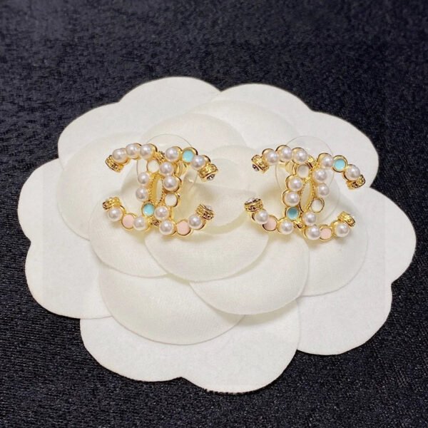 2DC26B8B-AB77-B51C-8E6F-BB776BCED2DF.jpg CC Jewelry New 37