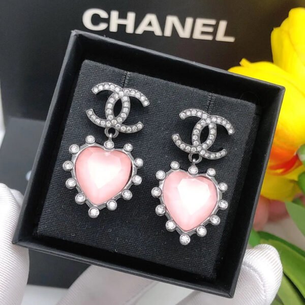 2F0960FC-AC33-14D3-6EAE-EBA94D3748F5.jpg cc Earrings