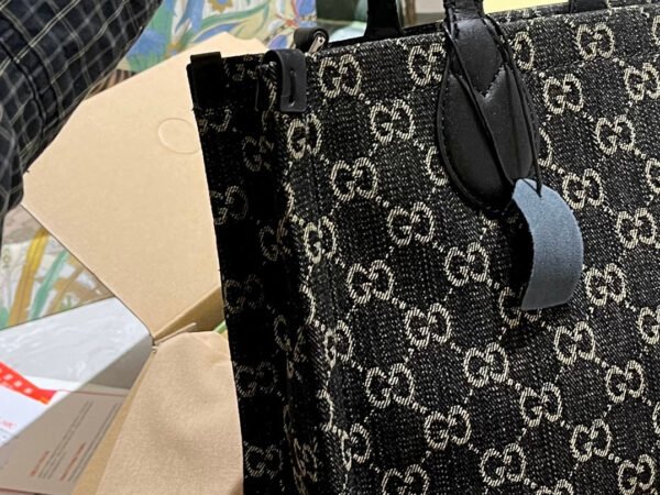 Ophidia medium tote bag