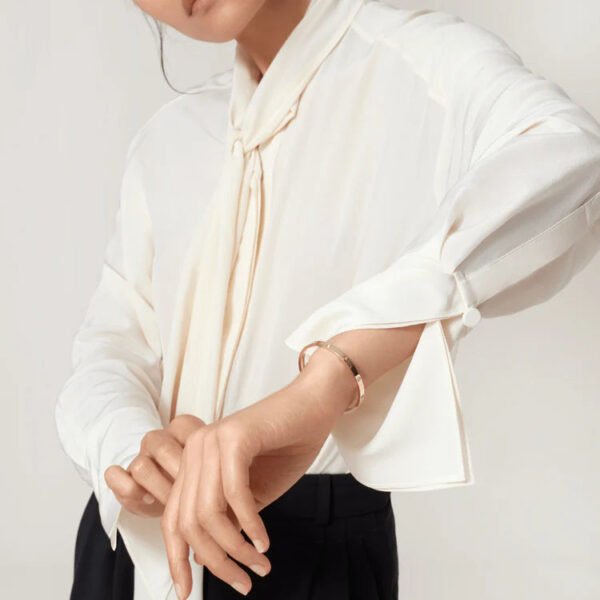 30F1A927-5A2C-385C-1A2F-843D003741D0.jpg LOVE BRACELET, SMALL MODEL, 10 DIAMONDS