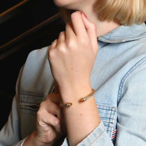 Classic Cablespira&reg; Bracelet 18K Yellow Gold with Half Diamonds, 7mm