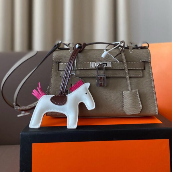 32A3DC39-B71A-3E6D-2B62-9C55B0CB086C.jpg Kelly 22 Bag