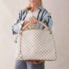 32D7B85B-7F25-31EC-2B38-F6E65449FA1A.jpg Louis Vuitton Artsy MM N40253