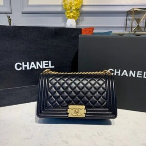 Chanel Boy Handbag Gold Toned Hardware Black For Women, Women&rsquo;s Bags, Shoulder And Crossbody Bags 9.8in/25cm A67086