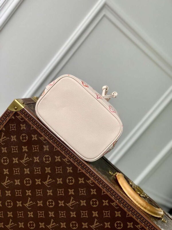 382EF1AD-0365-846F-B711-E67C32F47DFB.jpg Louis Vuitton M24649 Néonoé BB