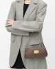 38925792-B5E7-5F85-F066-1F994F384A1B.jpg Louis Vuitton Eva Clutch N55213