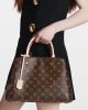 3928ABEA-BAD7-AE2A-2E8F-AB8346096065.jpg Louis Vuitton Montaigne MM M41056