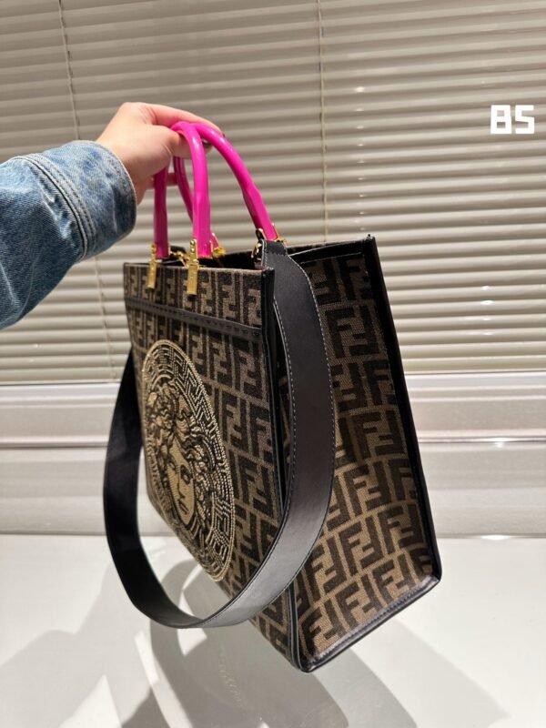 Fendi Sunshine Medium