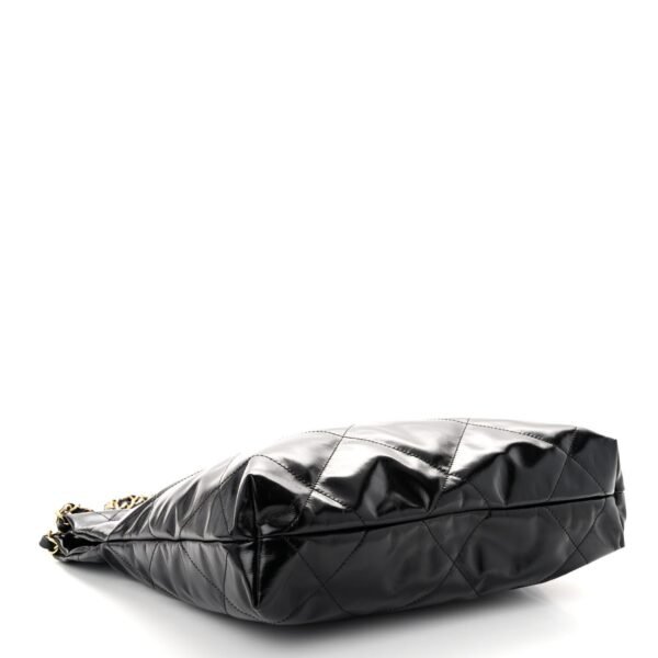 Glazed Calfskin Quilted Small Chanel 22 Black