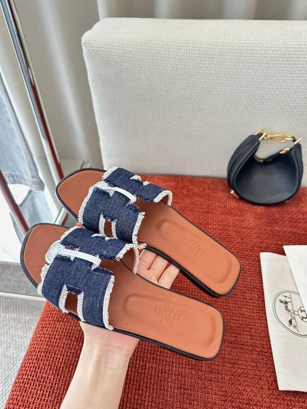 Hermes Women's Oran Sandal