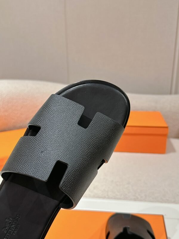 Hermes Men's Izmir Sandal