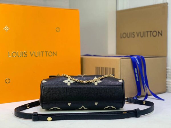 416ACFF1-BDB5-4E90-D6F5-F710DF5CAF3D.jpg Louis Vuitton Favorite M45859