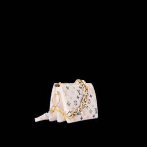 41E9CA17-E9D4-23D8-50E4-53E9376B897F.jpg Coussin BB M22954