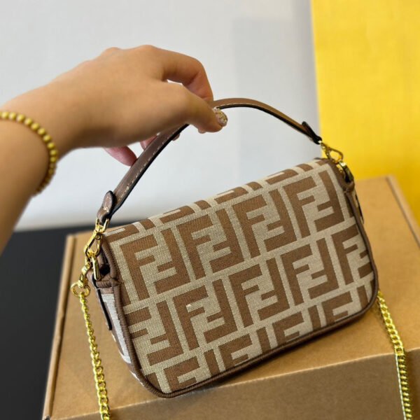 Fendi Baguette Mini
