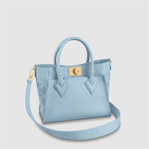 43A1654F-9A5E-100C-56B0-8642F2C1E604.png ON MY SIDE PM