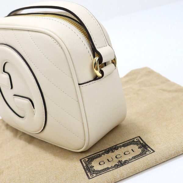 44C08CBA-E2F5-EDC5-31BC-84B6EDAC4091.jpg Gucci Blondie Small Shoulder Bag
