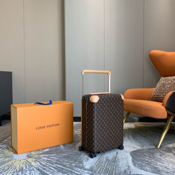 48E67139-205F-A65D-89B4-8FDCD42691D1.jpg Louis Vuitton M23203 Horizon 55