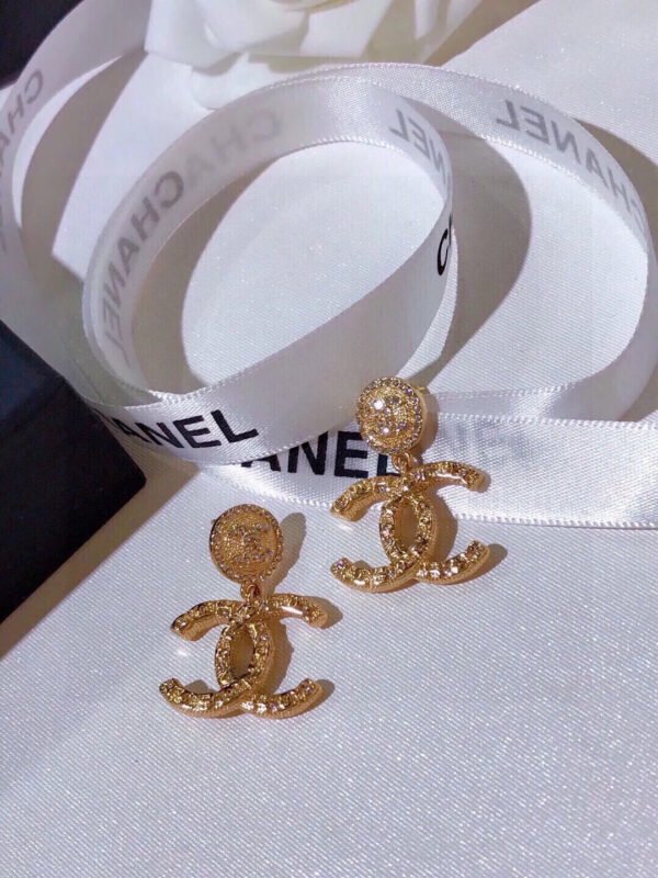 49005701-19B0-B76A-EFFB-1B3113538E28.jpg CC Jewelry New 41