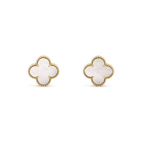 49380DBA-4869-18E3-6992-30CD0DEB86B8.png Magic Alhambra earrings