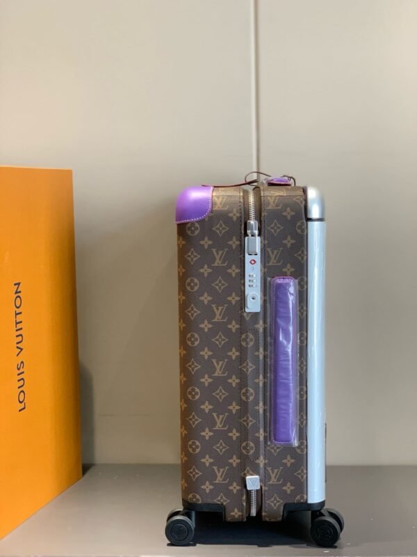 4A948534-86C5-C6D9-5D8B-81C6EF1B1A2C.jpg Louis Vuitton M46782 Horizon 55
