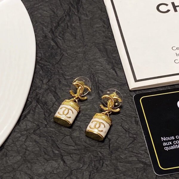 4CAF808C-E568-4FBC-77FB-C33DDA85DAA1.jpg cc Earrings