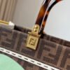 Fendi Sunshine Shopper Meduim Bag