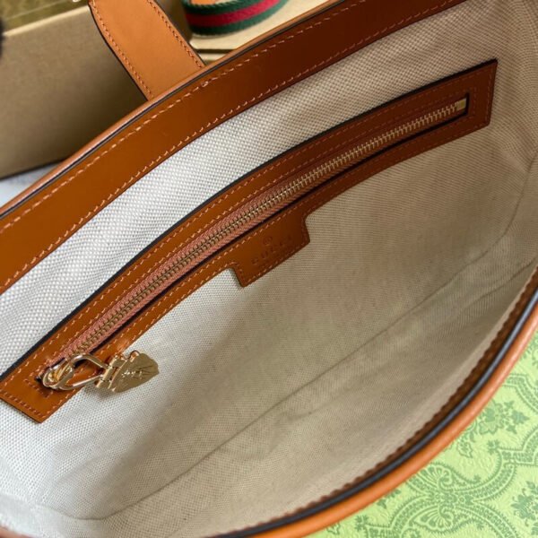 4EC88AC7-A631-2872-E970-923B130F55AF.jpg Gucci Jackie Small Shoulder Bag