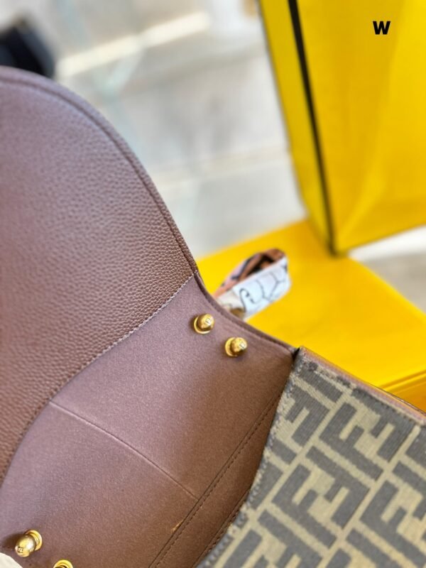Fendi C'mon Nano - Flower