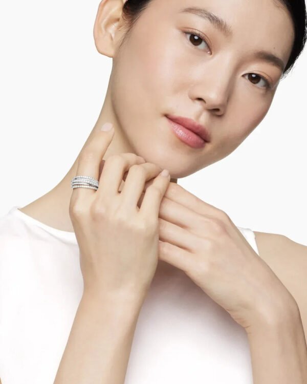 Pav&eacute; Crossover Ring 18K White Gold with Diamonds - 6