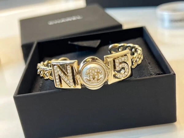 5553D590-DAFD-4656-309A-FC9E9C436DC0.jpg CC Bracelet 0018