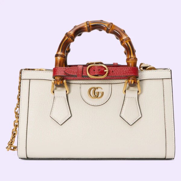 56634EFF-8D1C-7CCA-096E-A584C9468C1D_3ac7958a-c460-48e7-93a4-be298feb21e3.jpg DIANA SMALL SHOULDER BAG