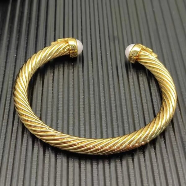 7mm Cable Bracelet with Pearls & Diamond Accents