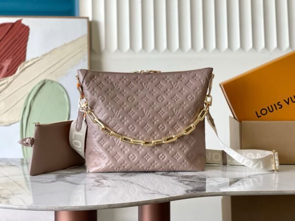 59D02720-3AAC-9CF7-40B6-C441E1E96B15.jpg Louis Vuitton M12071 Coussin Hobo MM