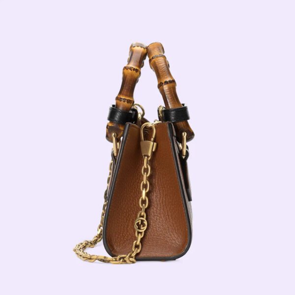 5BE1987D-FA9D-F780-1411-C3B74FE0D8C5_09bf9961-fbdf-4f63-8ee0-0ea40b828438.jpg DIANA SMALL SHOULDER BAG