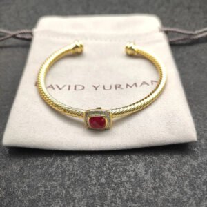 5CBD8414-D1E9-349E-639B-5AC0059E7BDB.jpg Cable Classics Bracelet with Garnets Diamonds 18K Yellow Gold 4mm