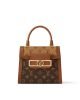 5F426954-0E70-9841-F9BD-58C07D239BEC.jpg Louis Vuitton Dauphine Capitale M46751