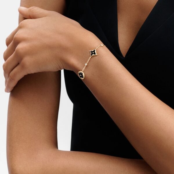 Color Blossom BB Multi-Motif Bracelet, Yellow Gold, Onyx And Diamonds