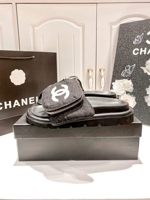 Chanel Women's Logo 25ss CC Sandal