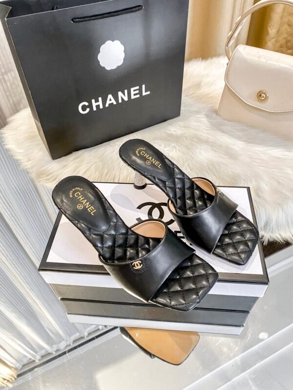Chanel Women's Logo 25ss CC Sandal