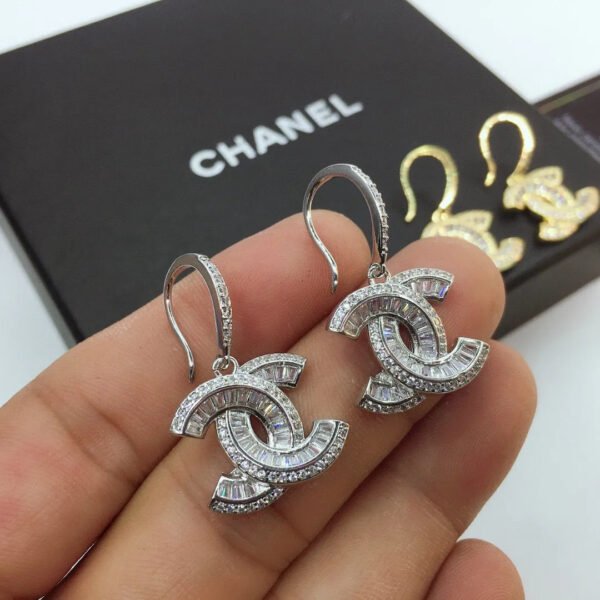 64B83FBB-8915-461D-1183-CB684645141D_d0cadc1d-7ce1-4070-a19a-0cb44165d7bf.jpg cc Earrings