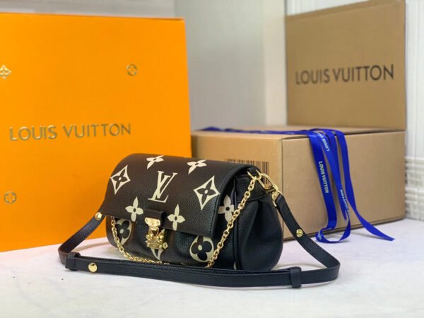 6636EB73-C50A-D5D3-E3C2-53081F3C5B59.jpg Louis Vuitton Favorite M45859