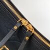69F272D1-69F1-A712-B763-7CF0B023A646.jpg Louis Vuitton Loop Hobo M46725