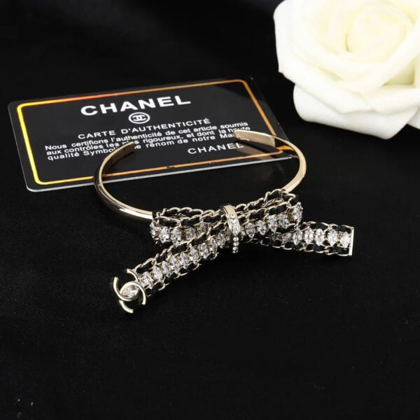 6A1C03DF-92C8-EB17-1353-74A47B3F1D4A.jpg CC Bracelet 0007